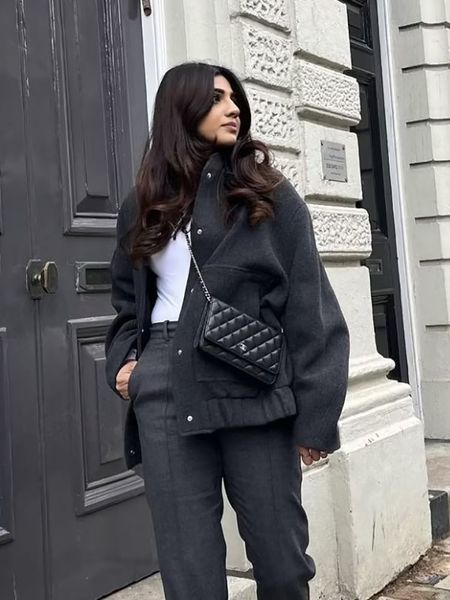 

women's jackets chic single breasted button bomber jacket women elegant o neck long sleeve pocket coat fashion solid streetwear female, Black;brown