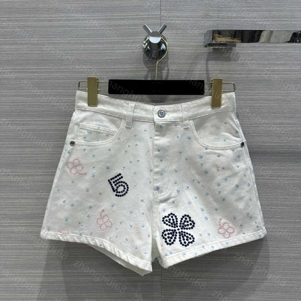 

23ss womens designer clothing womens shorts heavy craft camellia hollowed out embroidered denim shorts women clothes, White;black