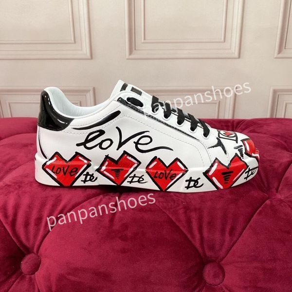 

2023new casual shoes brand mens women designer leather lace-up sneakers fashion lady flat running letters shoes sneaker, Black