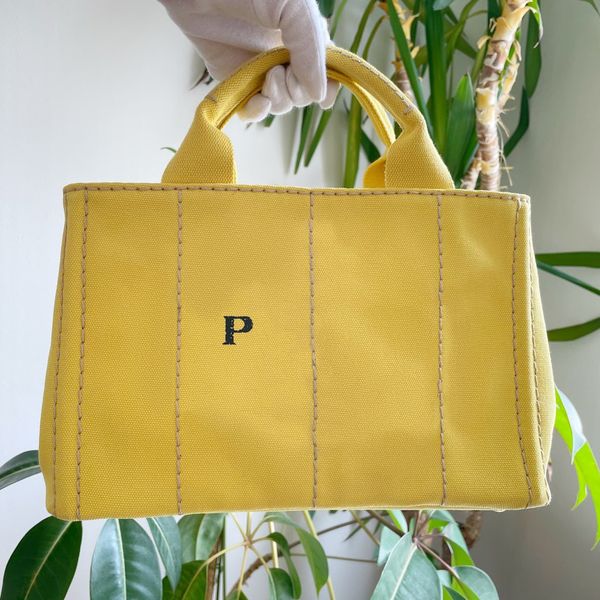 

vintage canvas tote beach bags women wallet shoulder prad triangle luxury baguette bag mens designer handbags makeup bags large black crossb