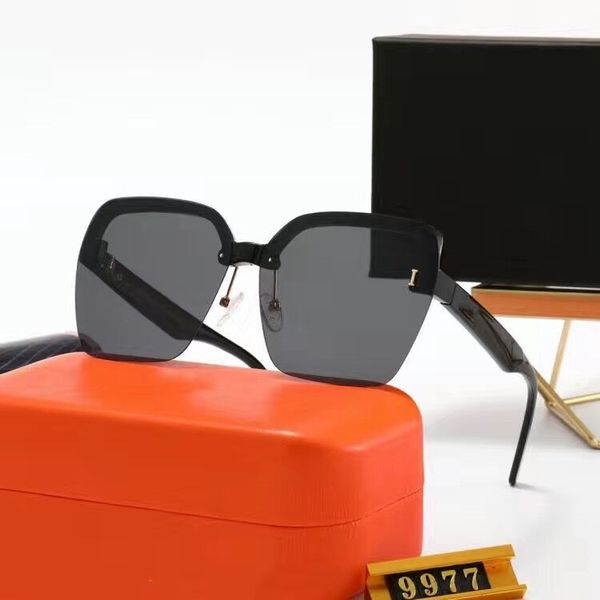 

luxury womans sunglasses fashion mens sun glasses uv protection men designer eyeglass gradient metal hinge women spectacles box, White;black