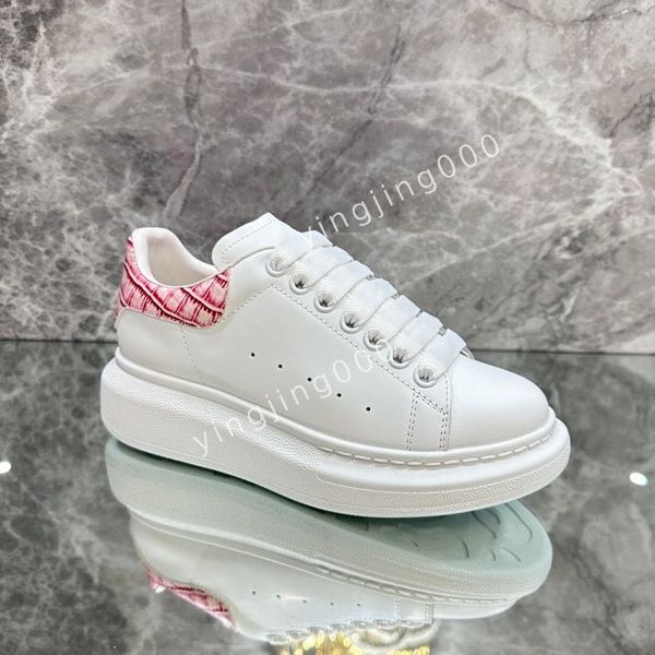 

2023new fashion brand women quality designers sneakers camouflage casual shoes checkered studded flats mesh trainers, Black