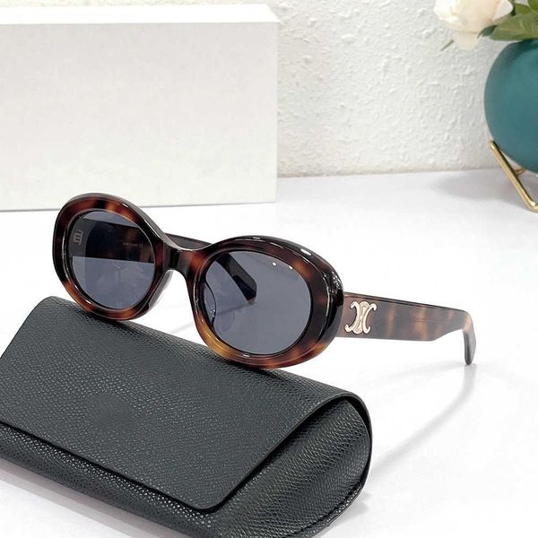 

2022 new women's fashion circle frame triumphal arch sunglasses cl4s194, White;black