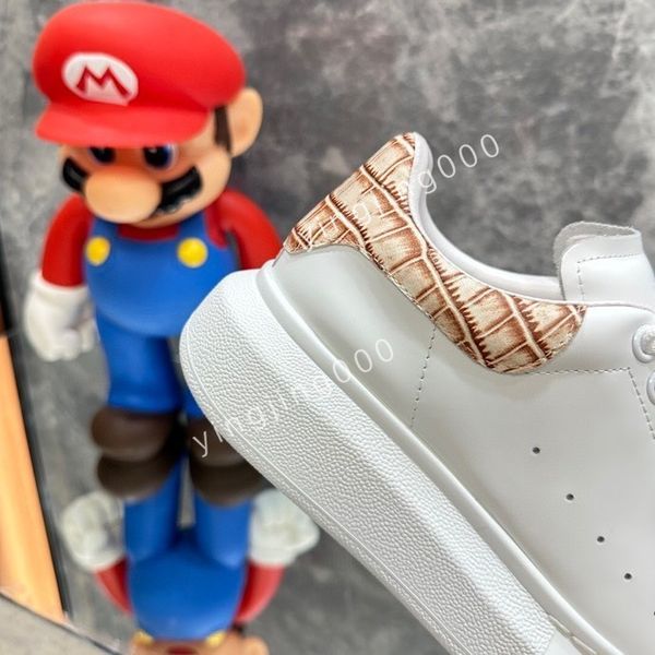 

2023new fashion brand womens quality designers sneakers camouflage casual shoes checkered studded flats mesh trainers, Black