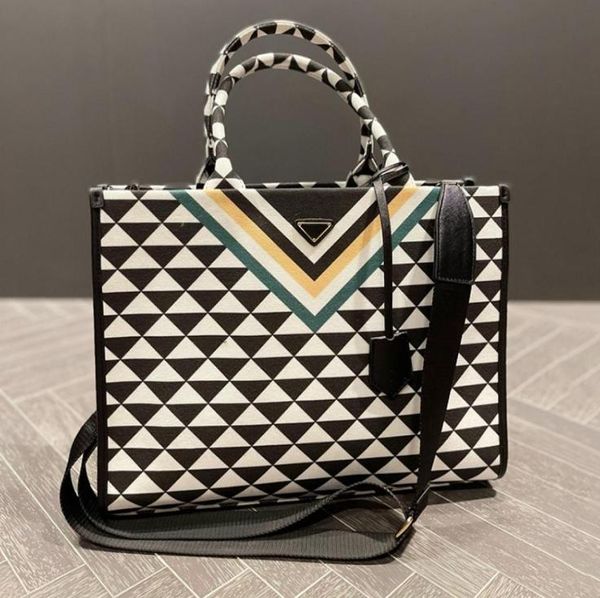 

large 39x31cm small 28x17cm jacquard fabric tote bags micro shopping bag black beige embroidered handles womens handbag with shoul2781158