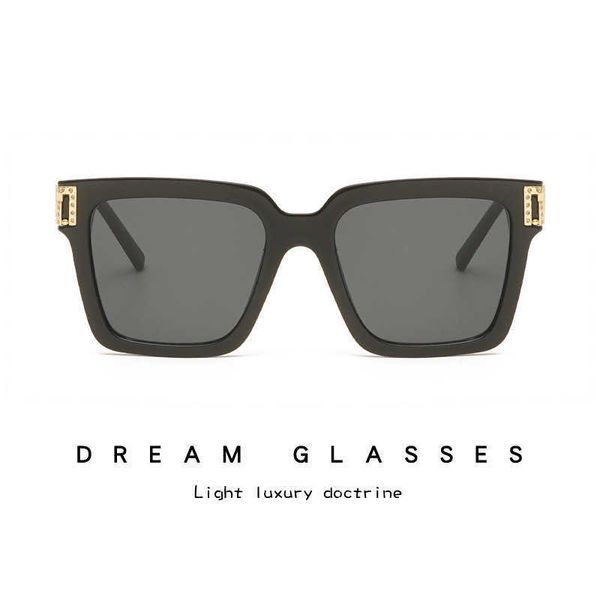 

new 2022 tide black large frame street personalized sunglasses, White;black