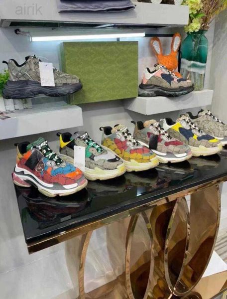 

designer luxury women men shoes the hacker project triple s sneakers rhyton sneaker trainers multicolor casual shoe gg''sneakers n, Black