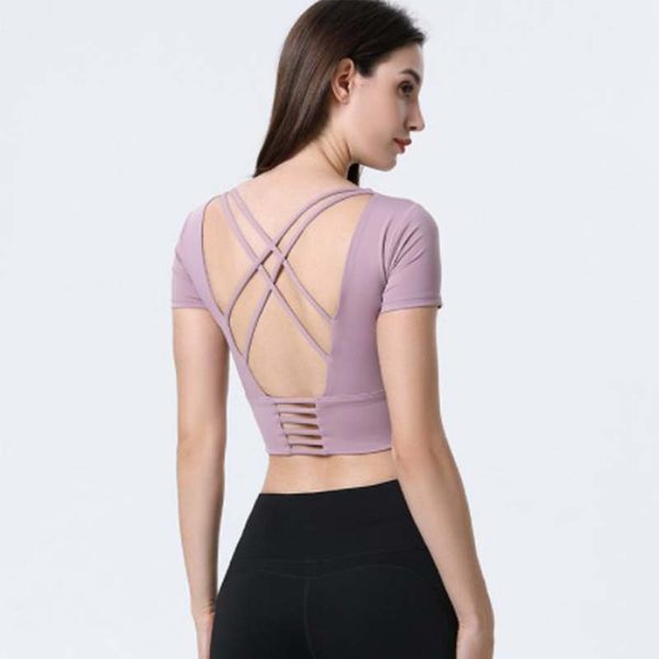 

2023 summer new fashion yoga suit short sleeve running fitness temperament beautiful strap chest cushion top