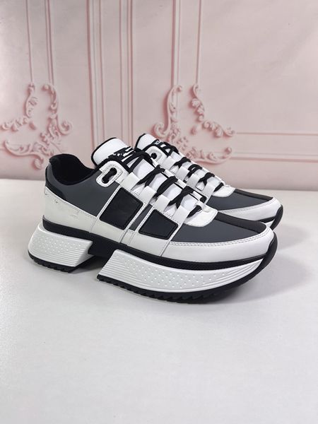 

2023 designer running shoes women men luxury lace-up sports shoe casual trainers classic sneaker woman trainer 0513, Black