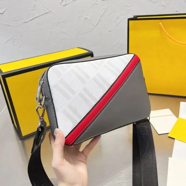 

color shoulder straps are adjustable luxurys designers camera messenger bag zippered shoulders bags fd02 matte black 86 size 22 x 15 x4.5cm