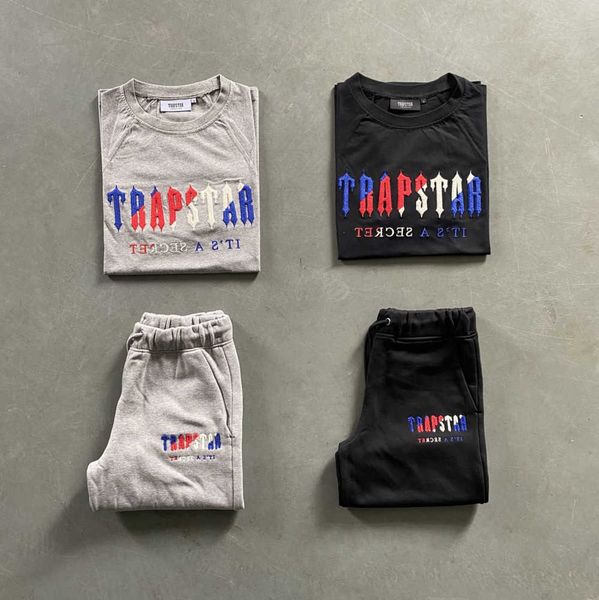 

2023 embroidery trapstar men's short suit designer t-shirts summer hip hop breathable design 63ess, White;black