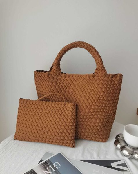 

new arrival sale bright color white and back woven neoprene bag beach handmade knitted