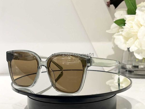 

womens sunglasses for women men sun glasses mens fashion style protects eyes uv400 lens with random box and case 40821u 11xxni, White;black