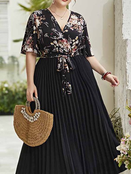 

plus size dresses fashion women summer dress size female v neck short sleeve floral print patchwork pleated party 230518, Black