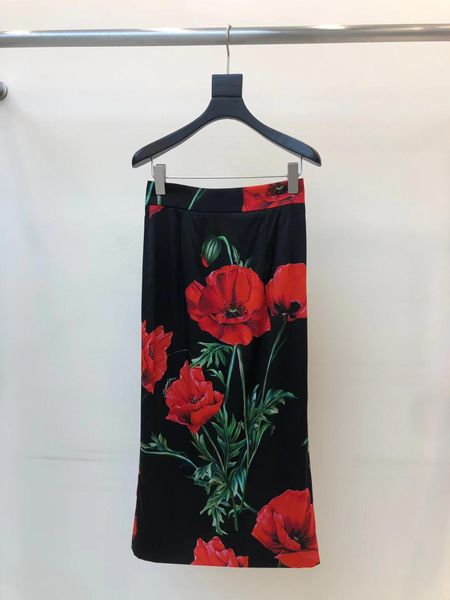 

dresses runway design 2022 spring summer bohemian baroque style poppy print silk pencil skirt, White;black