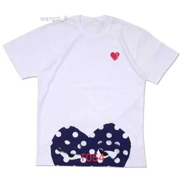 

cdg fashion mens play t shirt designer red heart commes casual women shirts des badge garcons high quanlity tshirts cotton embroidery 2 jdjd, White;black