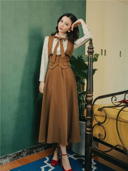 

dress three piece sets french british retro suit women autumn winter striped high waist waistcoat shirt skirt three pieces suits lady, White