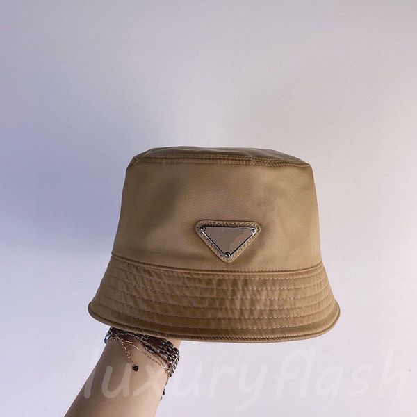 

fisherman hat, leisure designer, celebrity, same style, casual outdoor flat small brim, quasi inner bottom, cap triangle label, Blue;gray