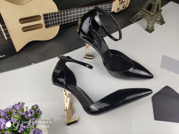 

designer women sandals genuine leather flat slippers 2023 summer fashion beach h letter drag nude black white 0518