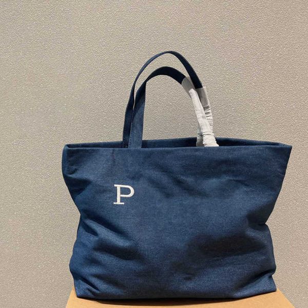 

designer tote bag lager luxurys handbags women vintage shoulder bags simple shopping denim totes bags purses beach 221214
