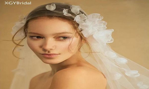 

bridal veils 2021 arrival wedding veil onelayer fingertip cut edge appliqued flowers beautiful petal pograph romantic9727865, Black