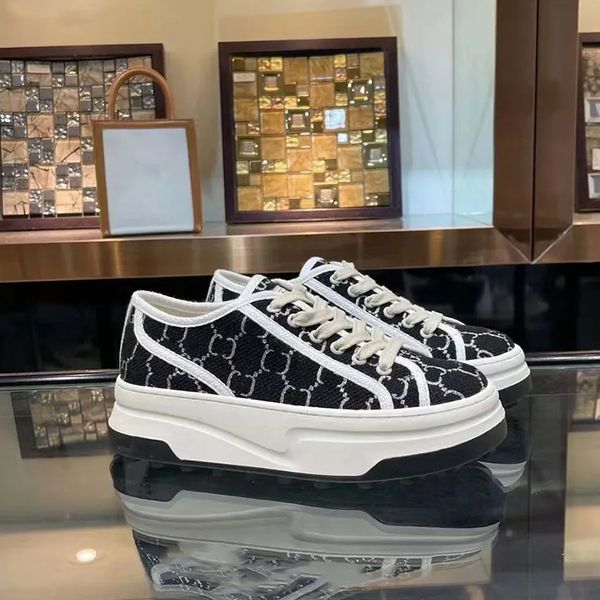 

fashion luxury designer shoes real leather handmade multicolor gradient technical sneakers man women famous shoe casual shoes trainers brand, Black