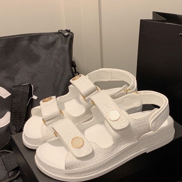 

luxury designer sandals womens 2023 summer new casual leather flat shoes luxury designer brand outwear roman womens sandals sizes 35-41 +box, Black