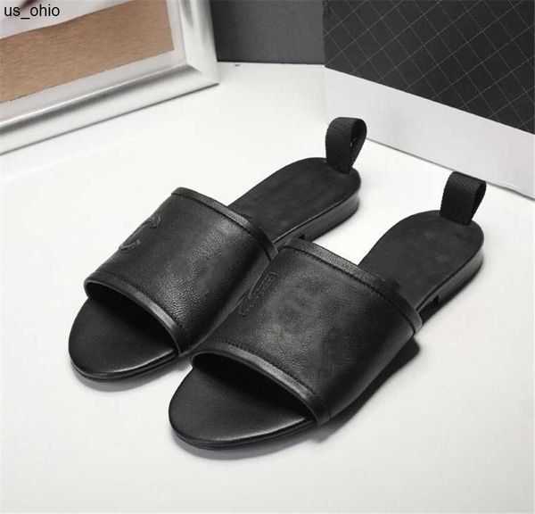 

slippers women summer slippers bench shoes stylish comfortable soft sole flat stereoscopic printing genuine leather wearresisting non slip v, Black
