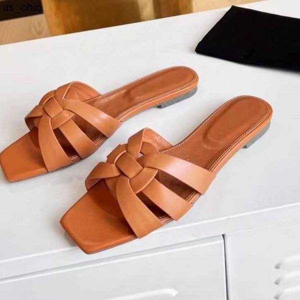 

slippers designer sandals slippers beach classic flat sandal luxury summer lady leather flip flops women slides j230520, Black