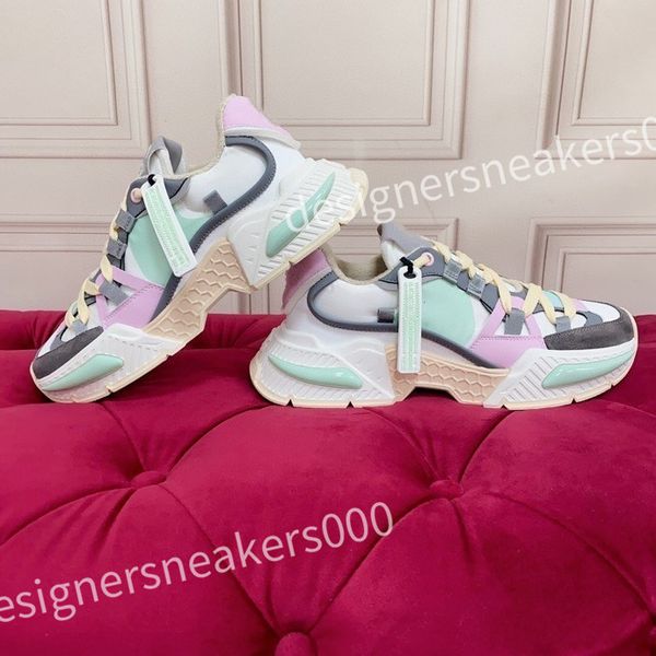 

2023 new luxury designer sneakers calfskin casual shoes reflective shoes leather trainers all-match stylist sneaker leisure shoe platform la, Black