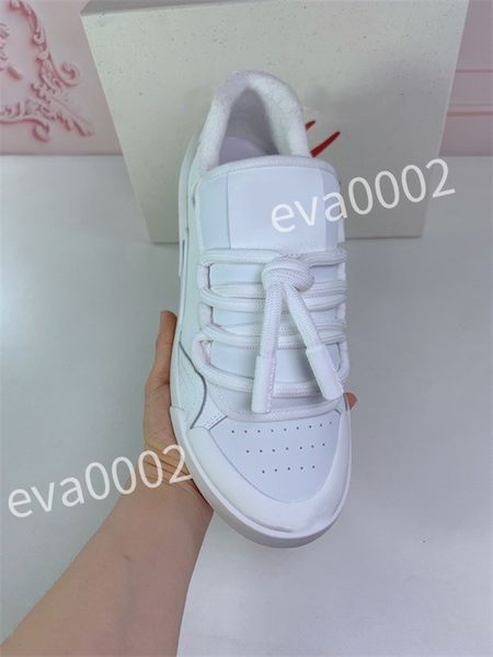 

luxury designer men's causal shoes fashion woman leather lace up platform sole sneakers white black mens womens