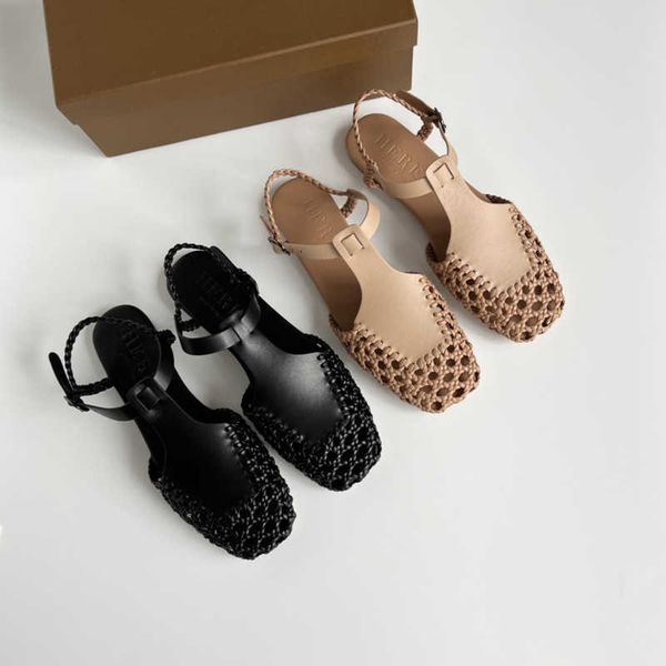 

summer new niche hereu french hollow out flat bottomed t-shaped leather woven headband women's sandals, Black