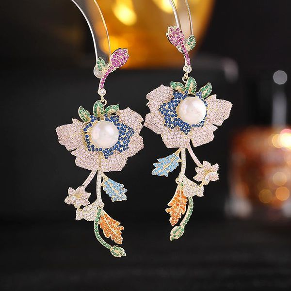 

huggie bilincolor big flower dangling earring for women, Golden;silver