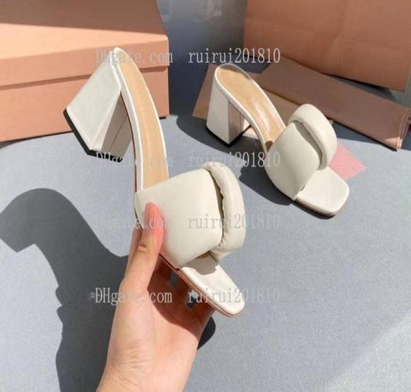 

women039s leather bread slippers fashion flat heels with leather bottom 7cm luxury show indoor beach sandals delivery box 34405817093, Black
