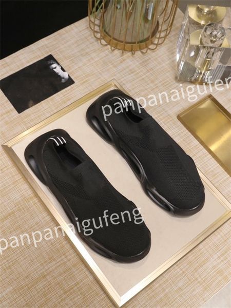 

2023 new men sneakers designer white shoes triple leather printed sneaker platform women casual shoe, Black