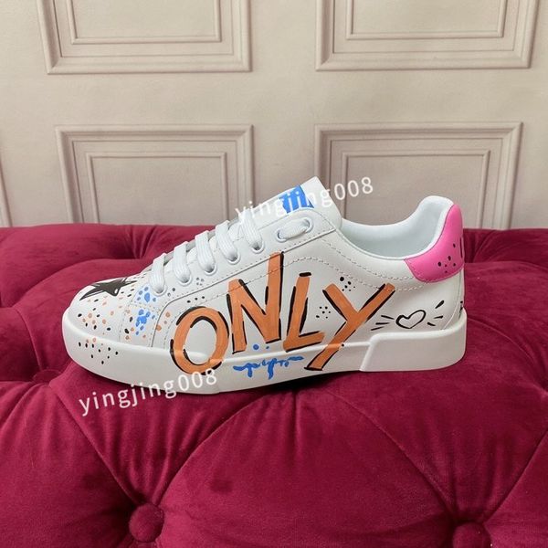 

2023designer fashion brand casual shoes women mens low sole canvas shoes leather black white original sole sneakers