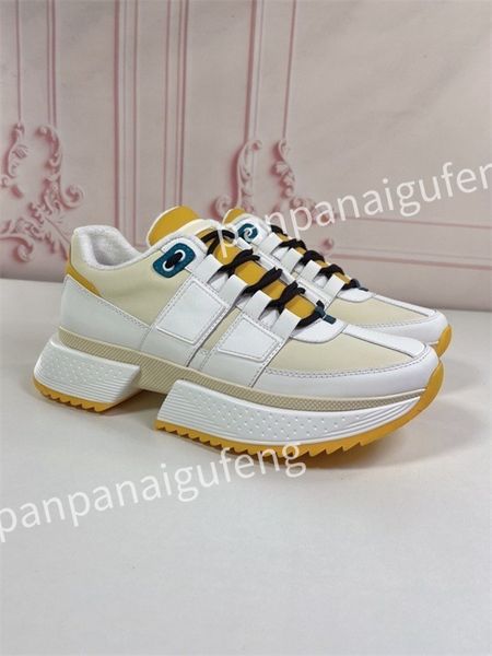 

2023 men's sneakers designer white shoes triple leather printed sneaker platform women casual shoe, Black