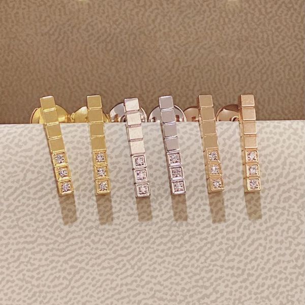 

stud 925 sterling silver french luxury brand jewelry female earrings. classic . comes with a set of signature packaging, Golden;silver