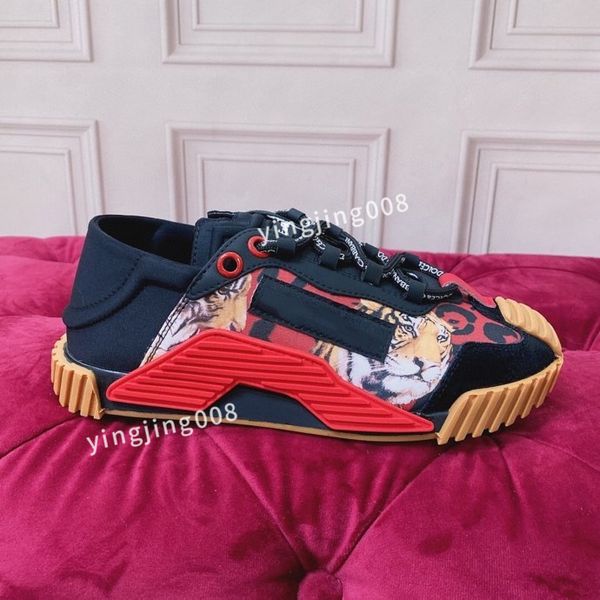 

2023r fashion brand casual shoes men low sole canvas shoes leather black white sole sneakers