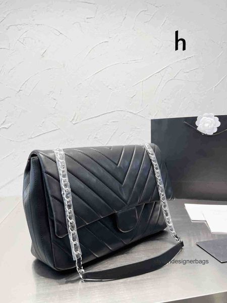 

totes luxury tote brand shoulder bag crossbody handbag genuine leather designer messenger bags 5a quality lambskin 32cm silver chain quilted