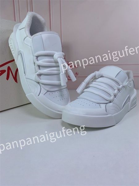 

2023 luxury men sneakers designer white shoes triple leather printed sneaker platform women casual shoe, Black