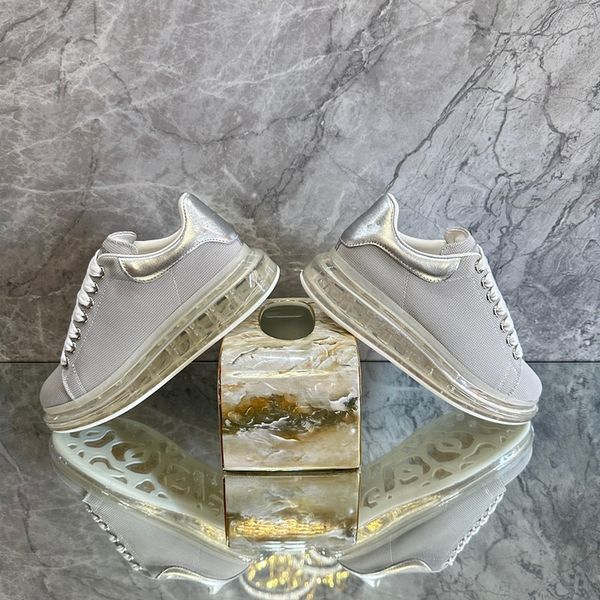 

2023 luxury boots men's bottom waterproof heightened leather short boots women's army outdoor shoes 0516, Black