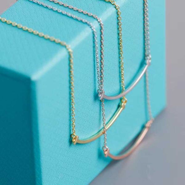 

classic tiffay smooth face smile small size smiling necklace s925 silver women's new pendant chain