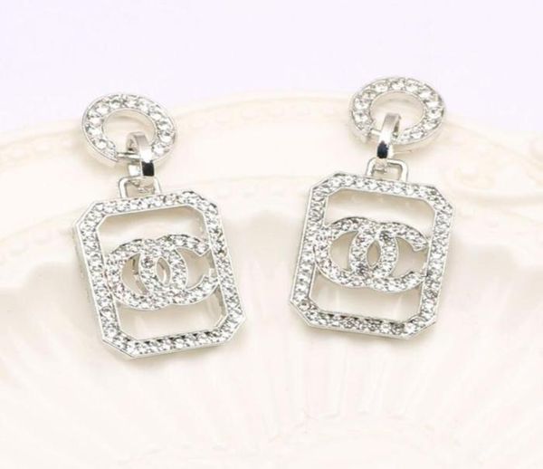

2colors designer earrings ear stud designers 18k gold plated brand letters fashion women crystal rhinestone earring wedding party 6769486, Golden;silver