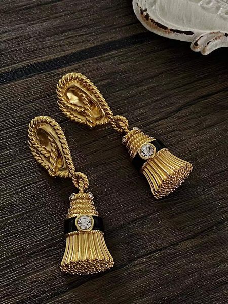 

stud vintage braided earrings with gold plating surface, Golden;silver