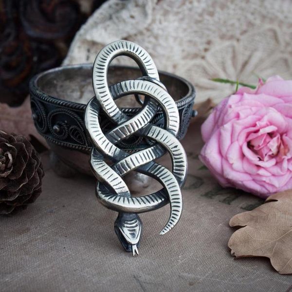 

necklaces pendant animal snack necklace female autumn and winter sweater chain personality hiphop wild ins style cold clavicle chain, Silver