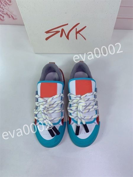 

2023 new designer men's causal shoes fashion woman leather lace up platform sole sneakers white black mens womens