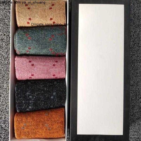 

letter socks classic women fashion crew sock casual cotton socks candy color letter printed socks 5 pairs/box, Black