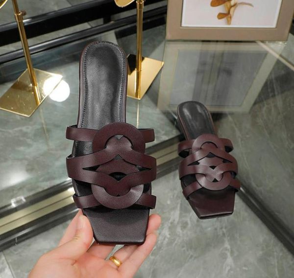 

2022 classic ladies sandals summer round toe chunky heel slippers luxury shiny rhinestones retro woven flat flipflops 3544 with 5172439, Black