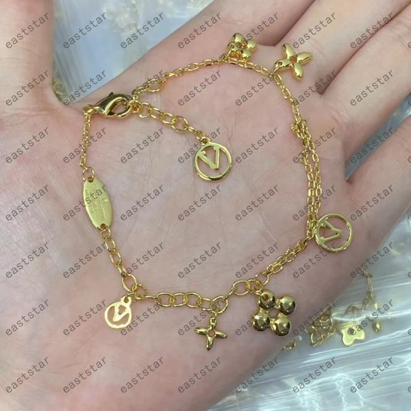 

fashion classic four flower clover charm bracelets luxury bangle chain 18k gold diamond for women&girl wedding mother' day jewelry wome, Golden;silver